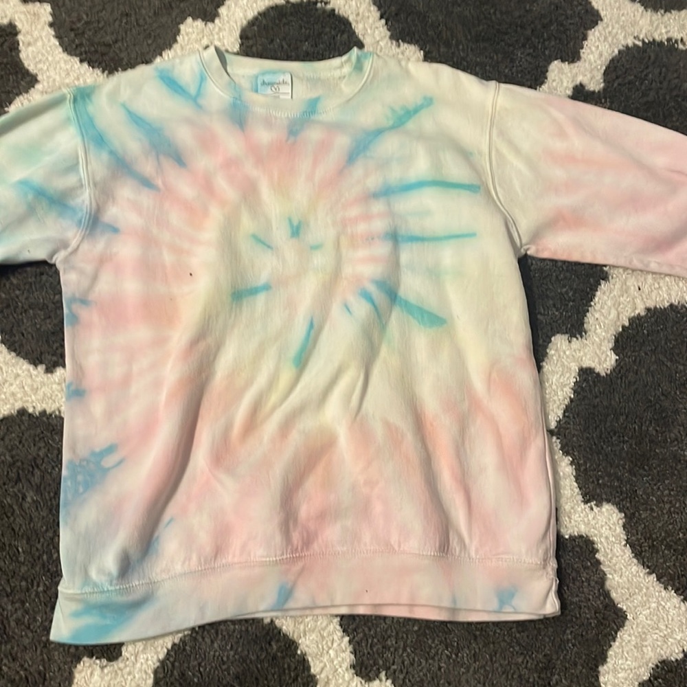 Crew neck